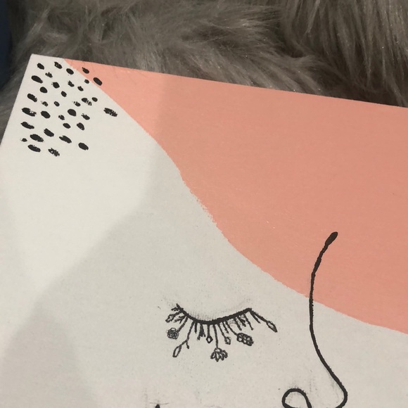 Home decor - Picture 3 of 3